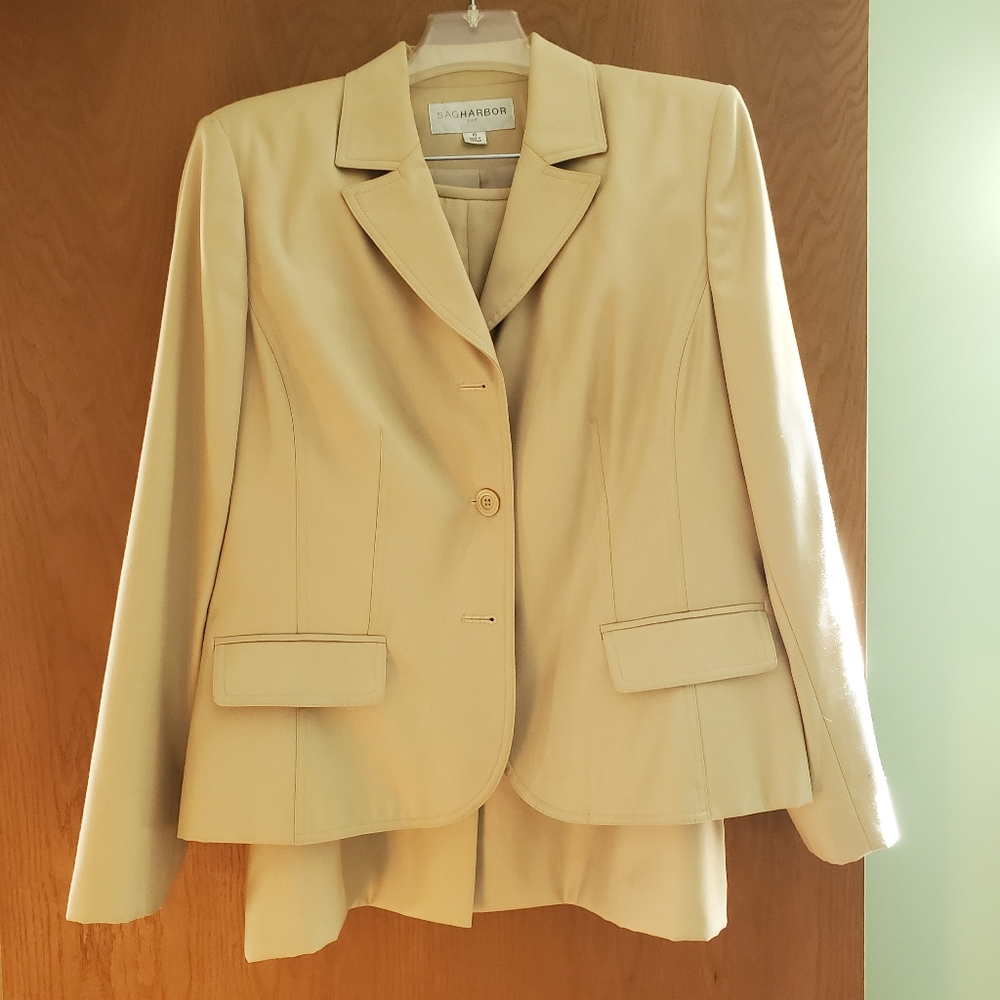 Sag Harbor Suit